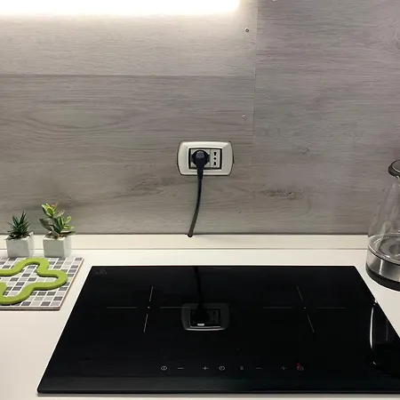 Magda House & Parking * Бари