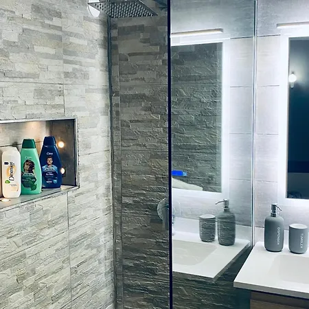 Magda House & Parking * Μπάρι