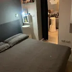 Apartament Magda House & Parking Bari